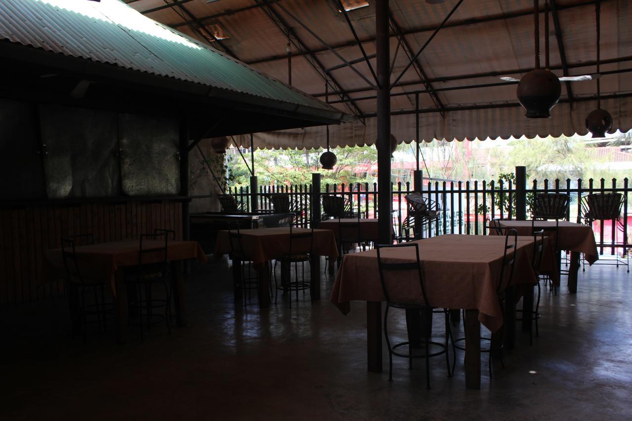 Kilimanjaro Backpackers Hotel Moshi Exterior photo